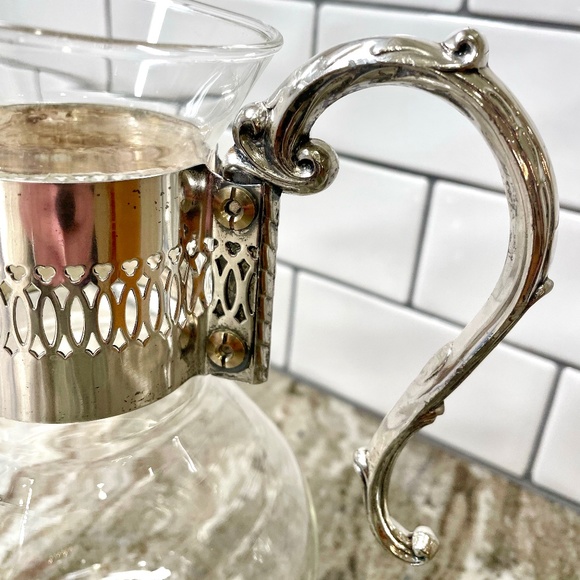 Vintage Glass and Silver Pitcher Carafe with Plastic Ice Cooling Tube Chill It - Picture 9 of 14
